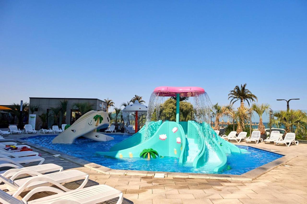 Апартаменти Luxury Kln By Alezzi Mamaia Nord Неводарі Екстер'єр фото
